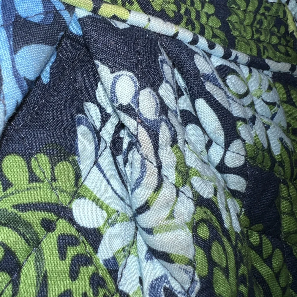 Vera Bradley Crossbody Green Blue Paisley Quilted Adjustable Strap Vibrant Boho - Picture 6 of 6